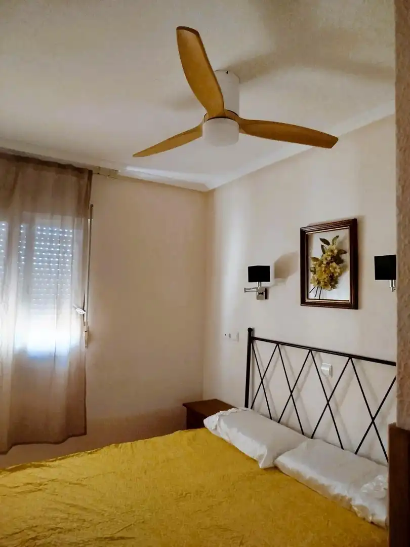 Habitación de Casa o chalet en venta en Guardamar del Segura con Aire acondicionado, Terraza y Amueblado