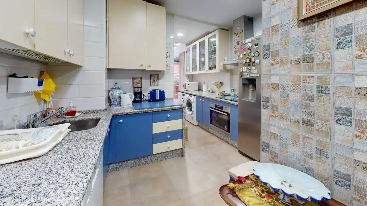 Kitchen of Flat for sale in Sevilla  with Air Conditioner, Heating and Terrace