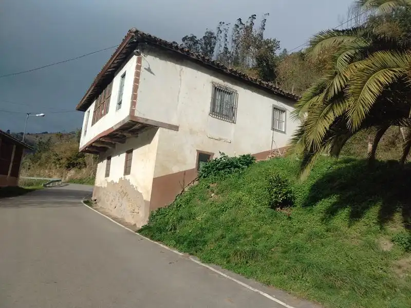 Vista exterior de Finca rústica en venta en Salas con Amueblado