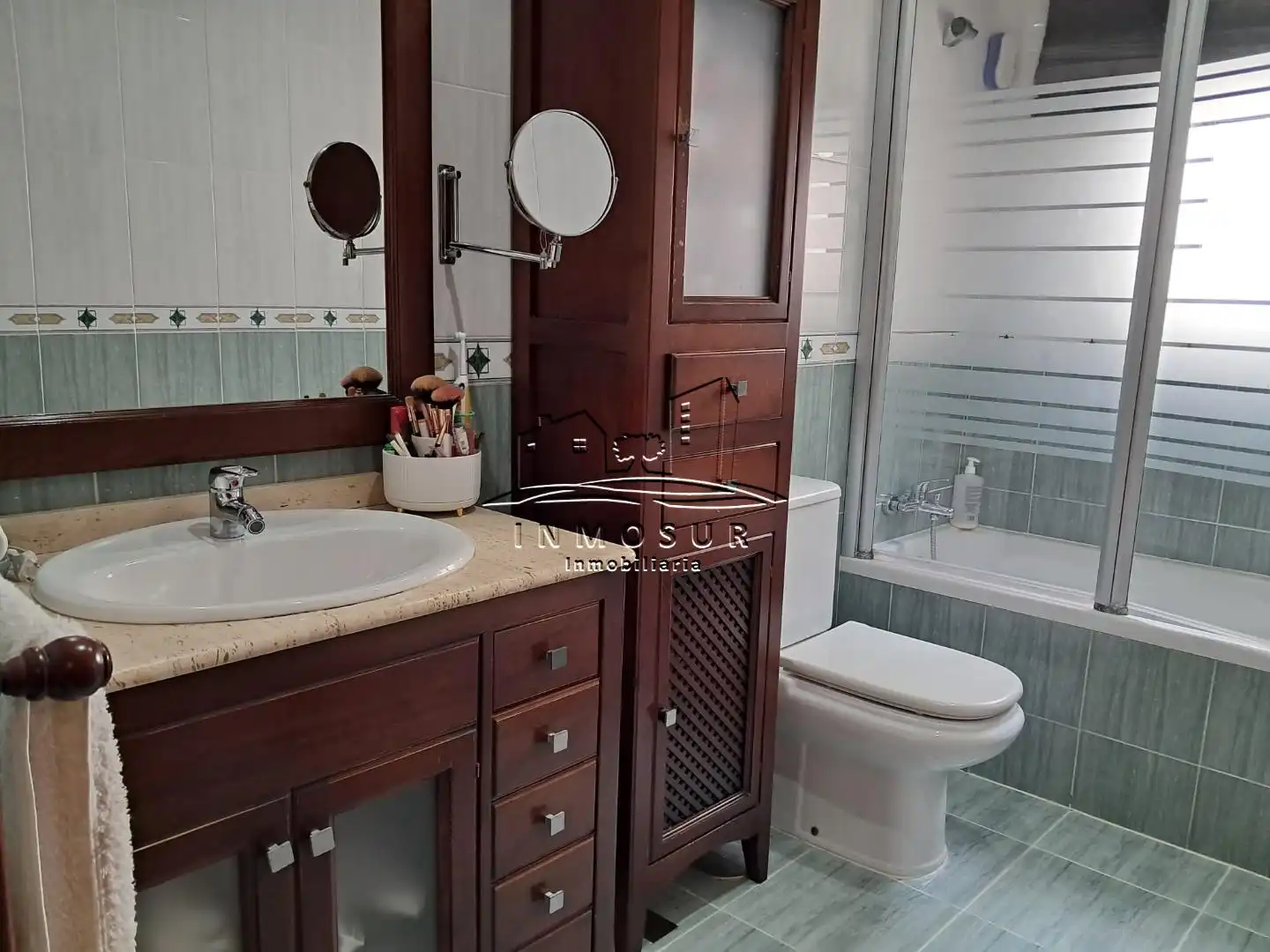 Baño de Piso en venta en Lucena con Trastero y Amueblado