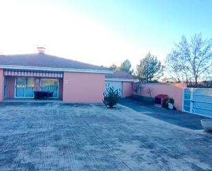 Exterior view of House or chalet for sale in Cuenca Capital  with Heating, Furnished and Alarm