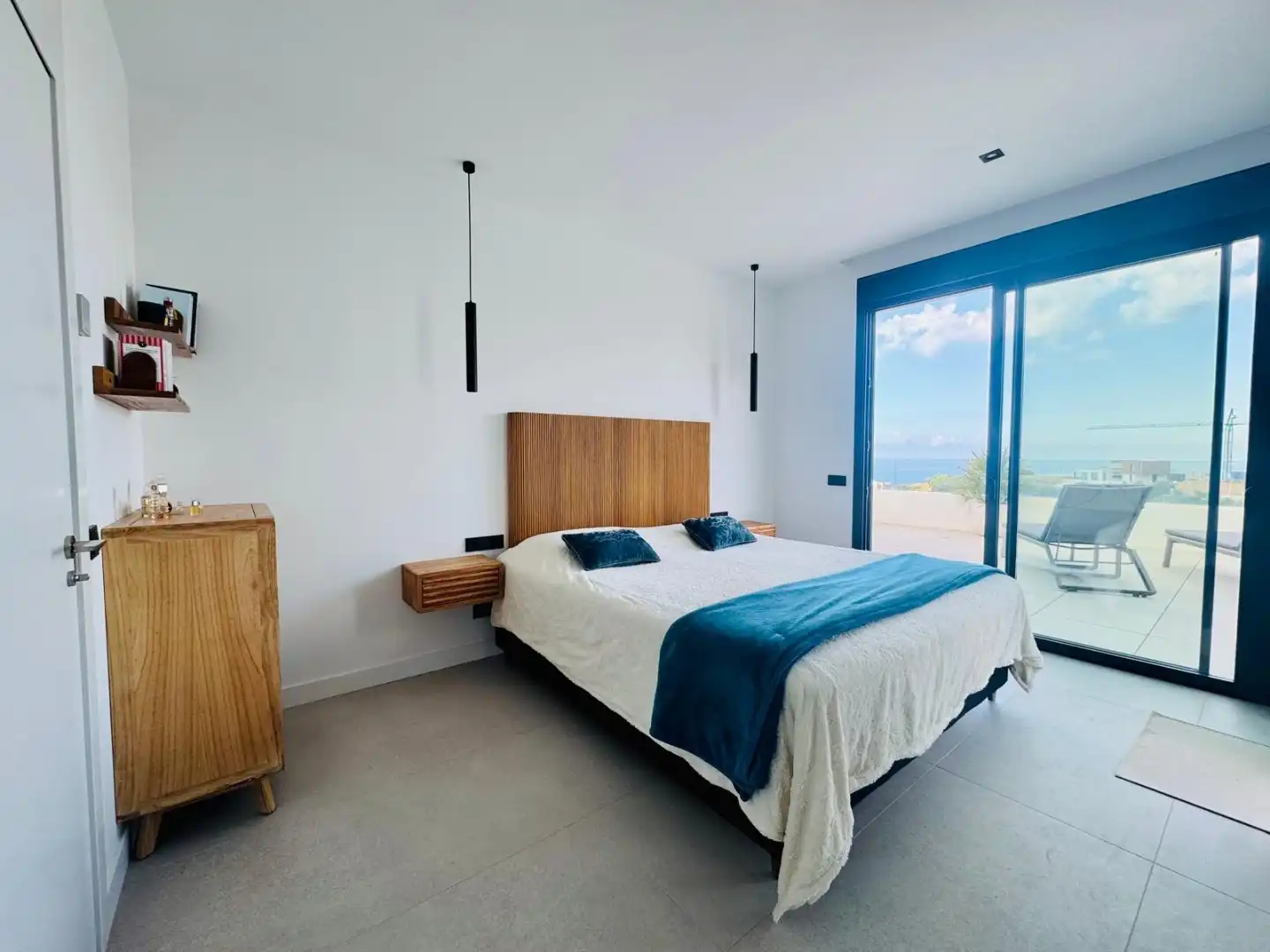 Habitación de Ático en venta en Marbella con Aire acondicionado, Terraza y Balcón