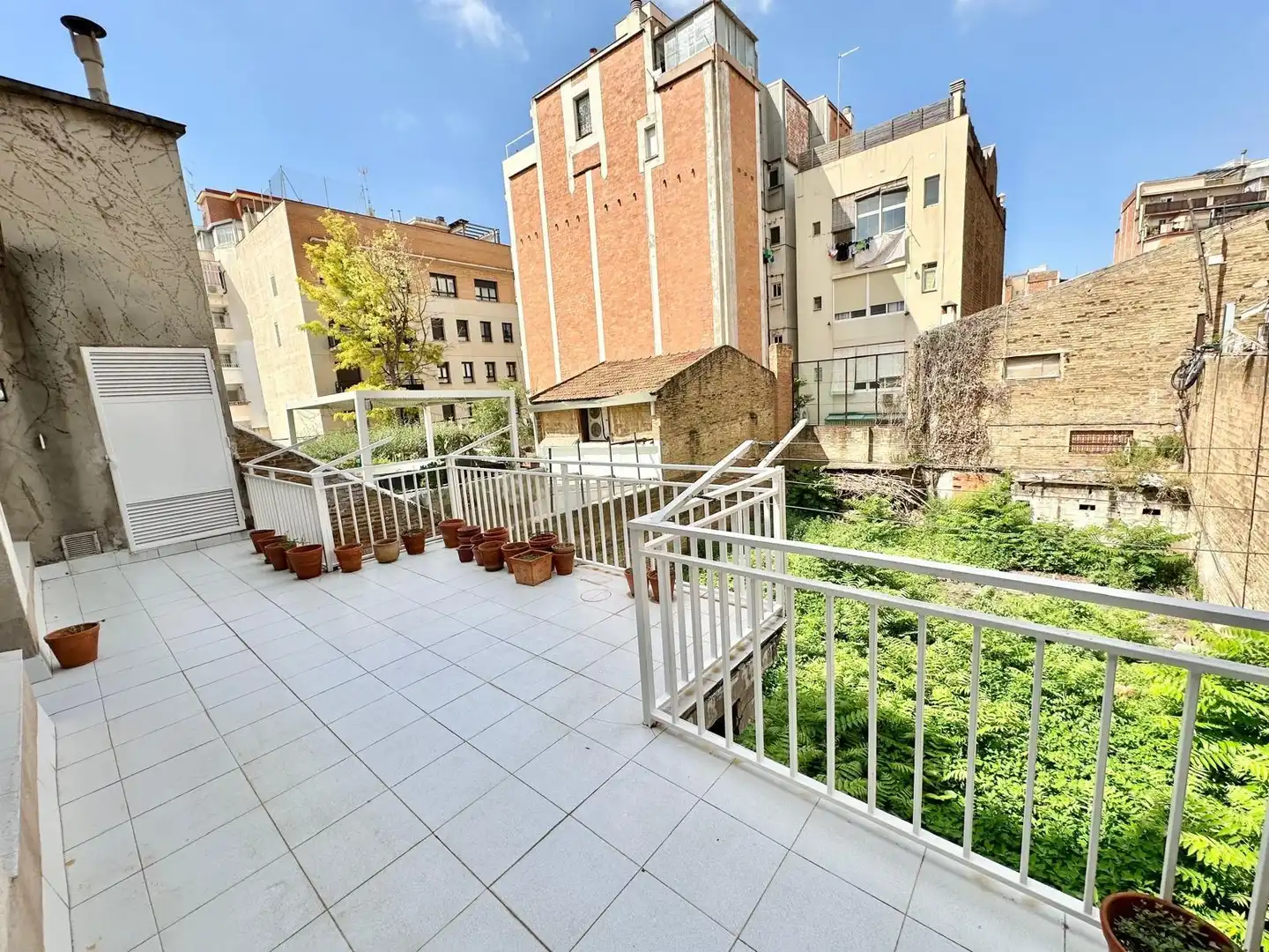 Terrasse von Wohnung zur untervermieten in L'Hospitalet de Llobregat mit Klimaanlage, Heizung und Terrasse