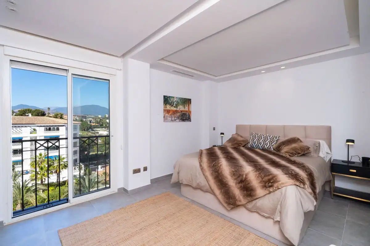 Apartment mit Pool zum Verkauf in Nueva Andalucía, imagen 17