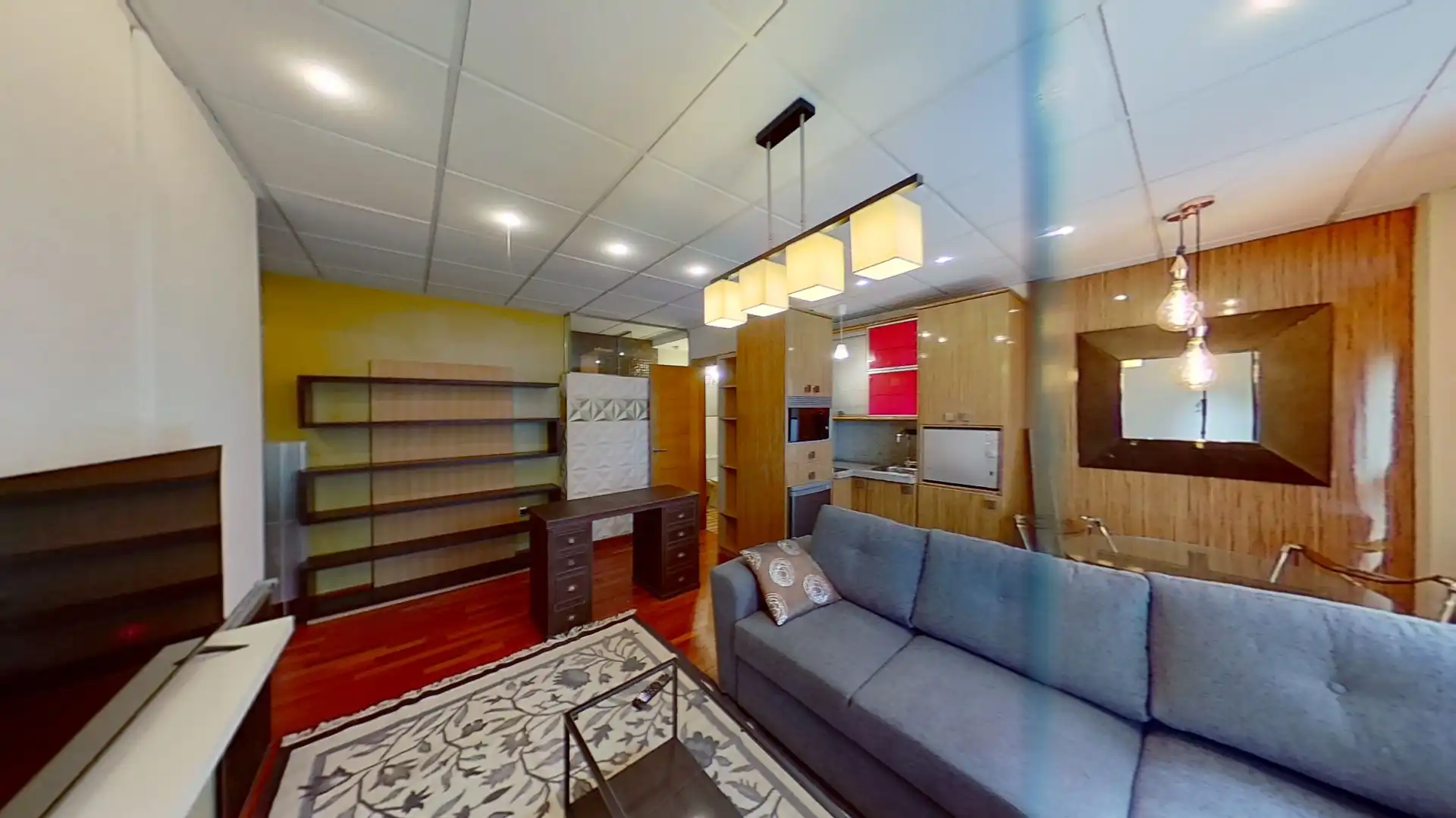 Sala d'estar de Pis de lloguer en Gijón  amb Calefacció, Parquet i Moblat