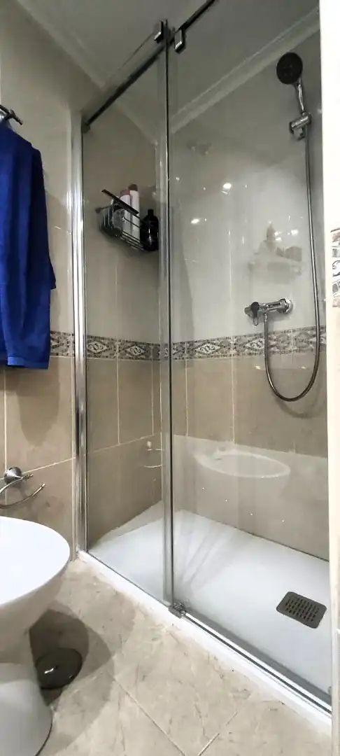 Bany de Pis en venda en Alicante / Alacant amb Aire condicionat i Terrassa