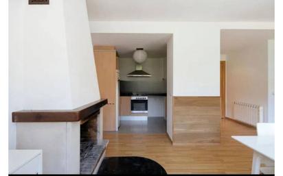 Wohnung zum verkauf in Guardiola de Berguedà mit Balkon