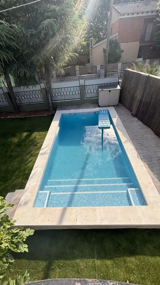 Piscina de Casa o xalet en venda en Escalona amb Aire condicionat, Terrassa i Piscina