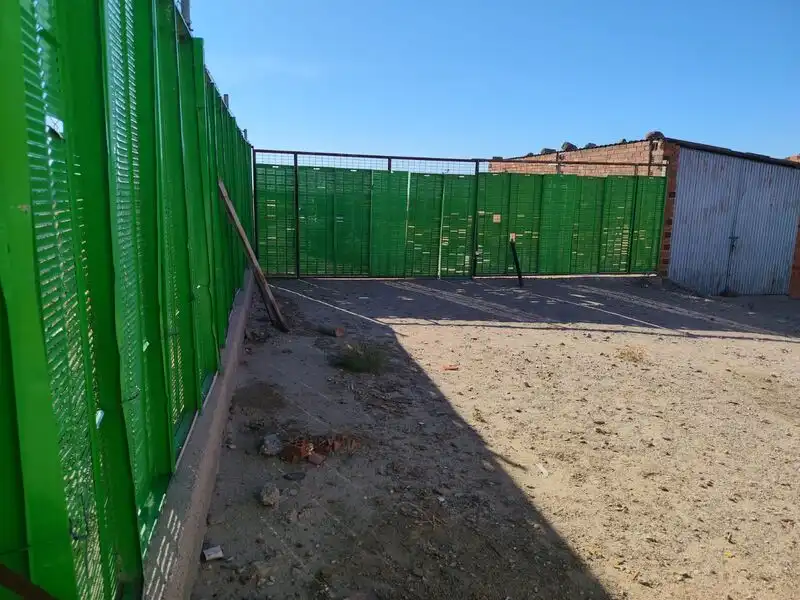 Nau industrial en venda en La Mata