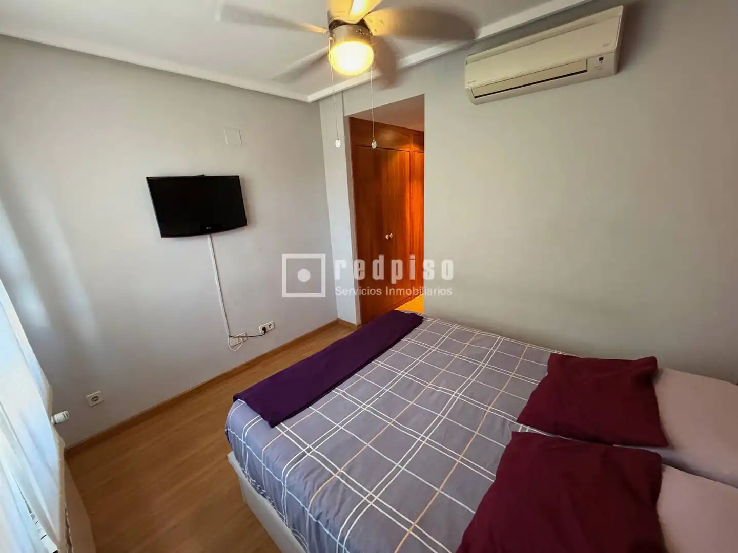 Bedroom of Flat for sale in Madrid  with Air Conditioner, Heating and Private garden