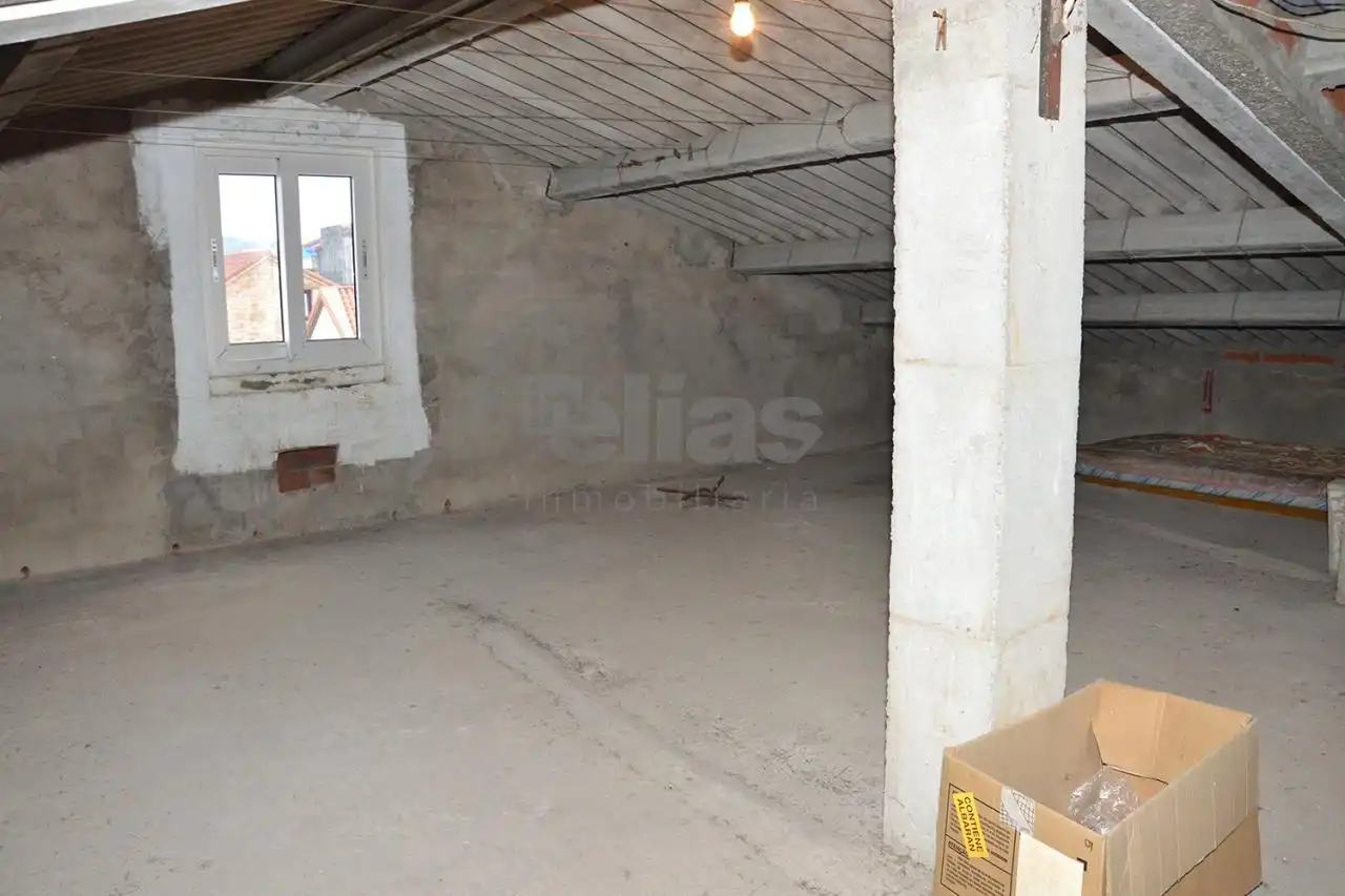 Casa o xalet en venda en Muxía amb Moblat