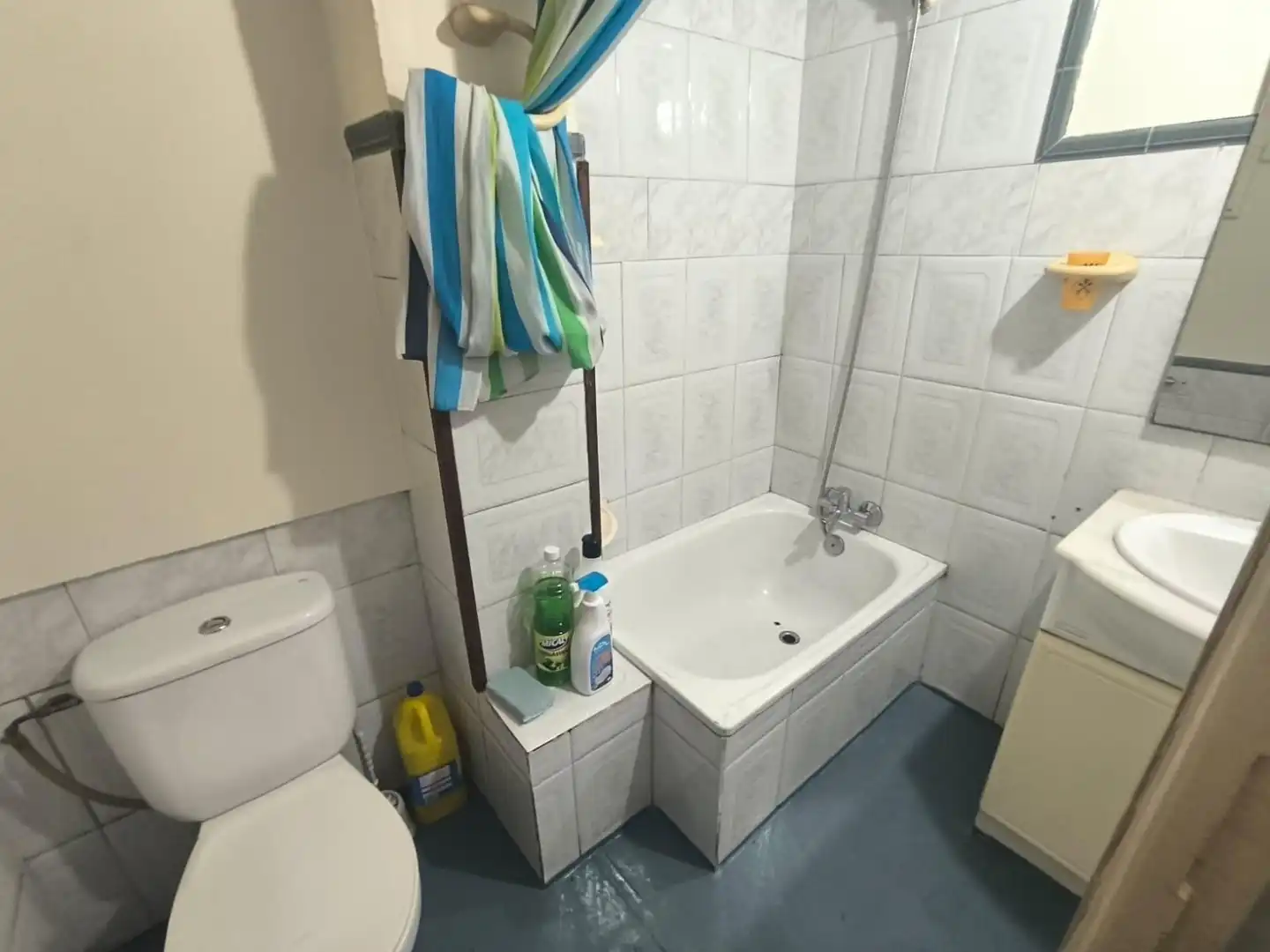 Bathroom of Houses for sale in Sallent  with Terrace, Storage room and Balcony