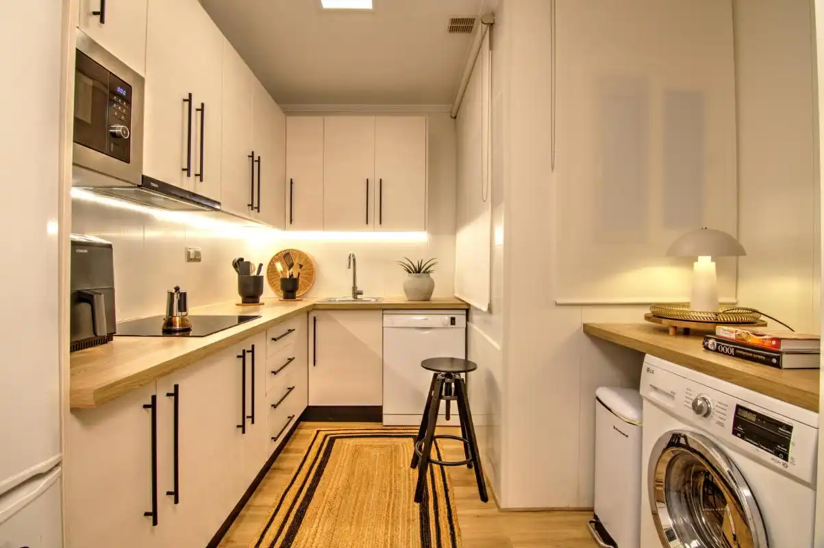 Küche von Wohnung zum Verkauf in San Pedro del Pinatar mit Klimaanlage, Heizung und Privatgarten