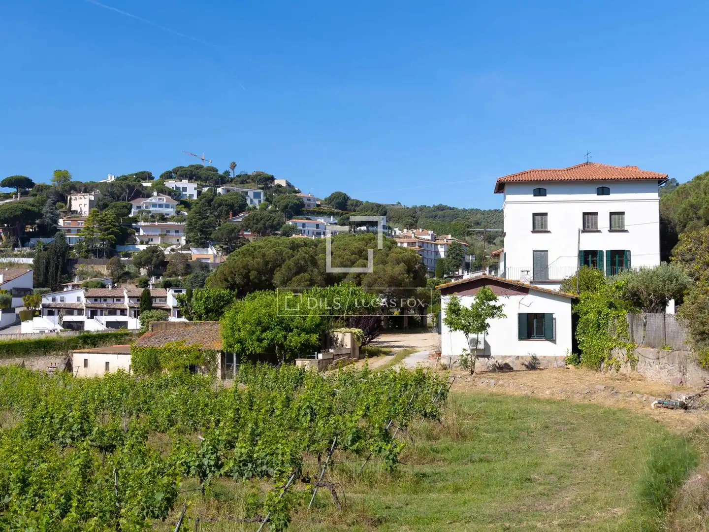 Finca rústica en venda en Alella amb Jardí privat, Terrassa i Traster