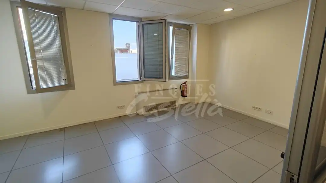 Oficina de lloguer a Mataró, Barcelona