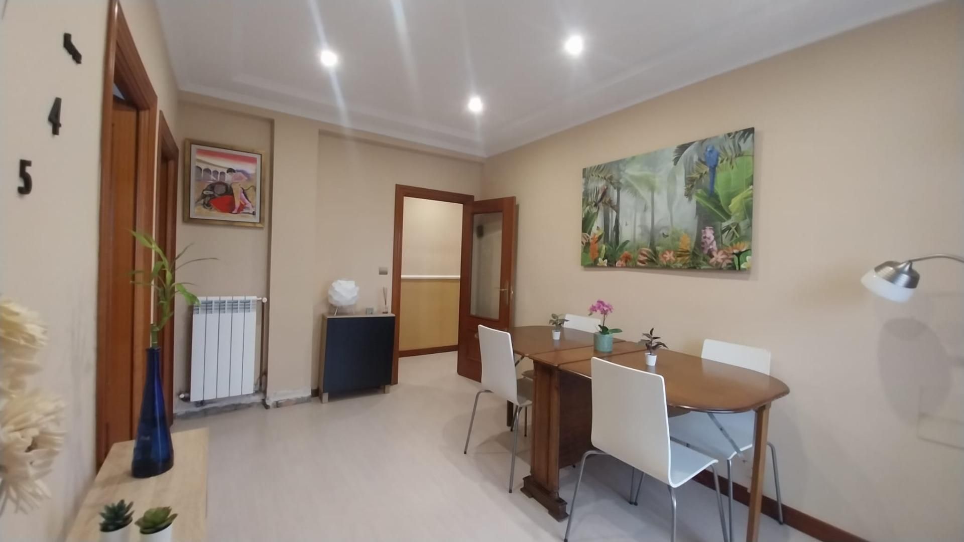 Comedor de Piso en venta en Valladolid Capital con Calefacción, Terraza y Balcón
