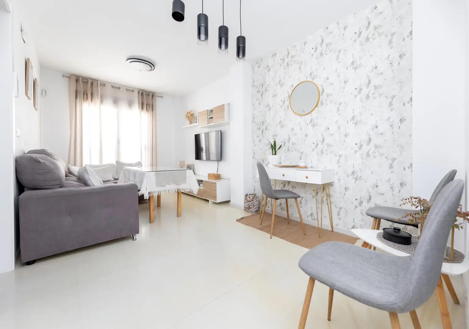 Living room of Apartments for sale in La Zubia