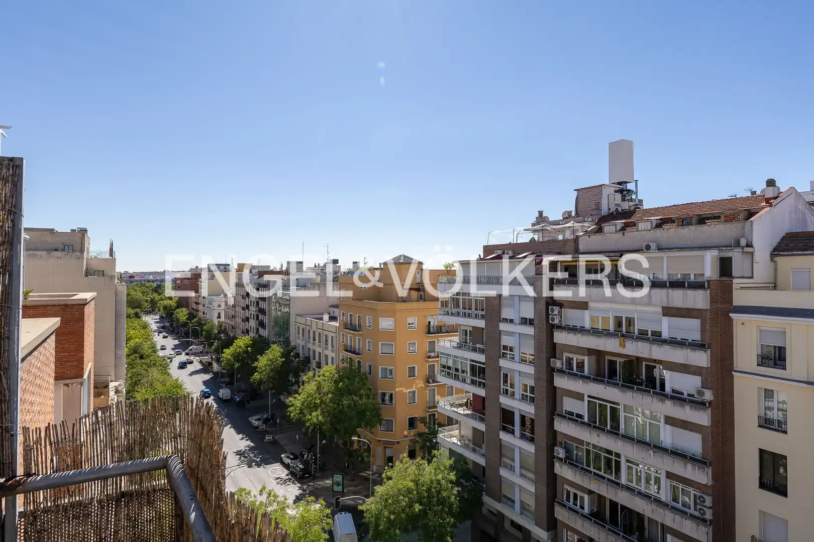 Exterior view of Flat for rent in Madrid  with Air Conditioner, Heating and Parquet flooring