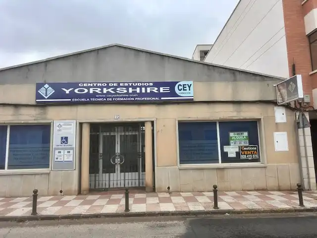 Exterior view of Commercial properties for rent in Puertollano  with Air Conditioner and Furnished