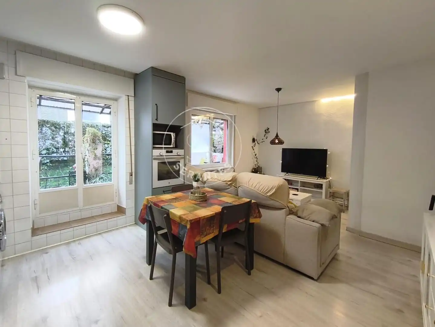 Flat for sale in Rochapea