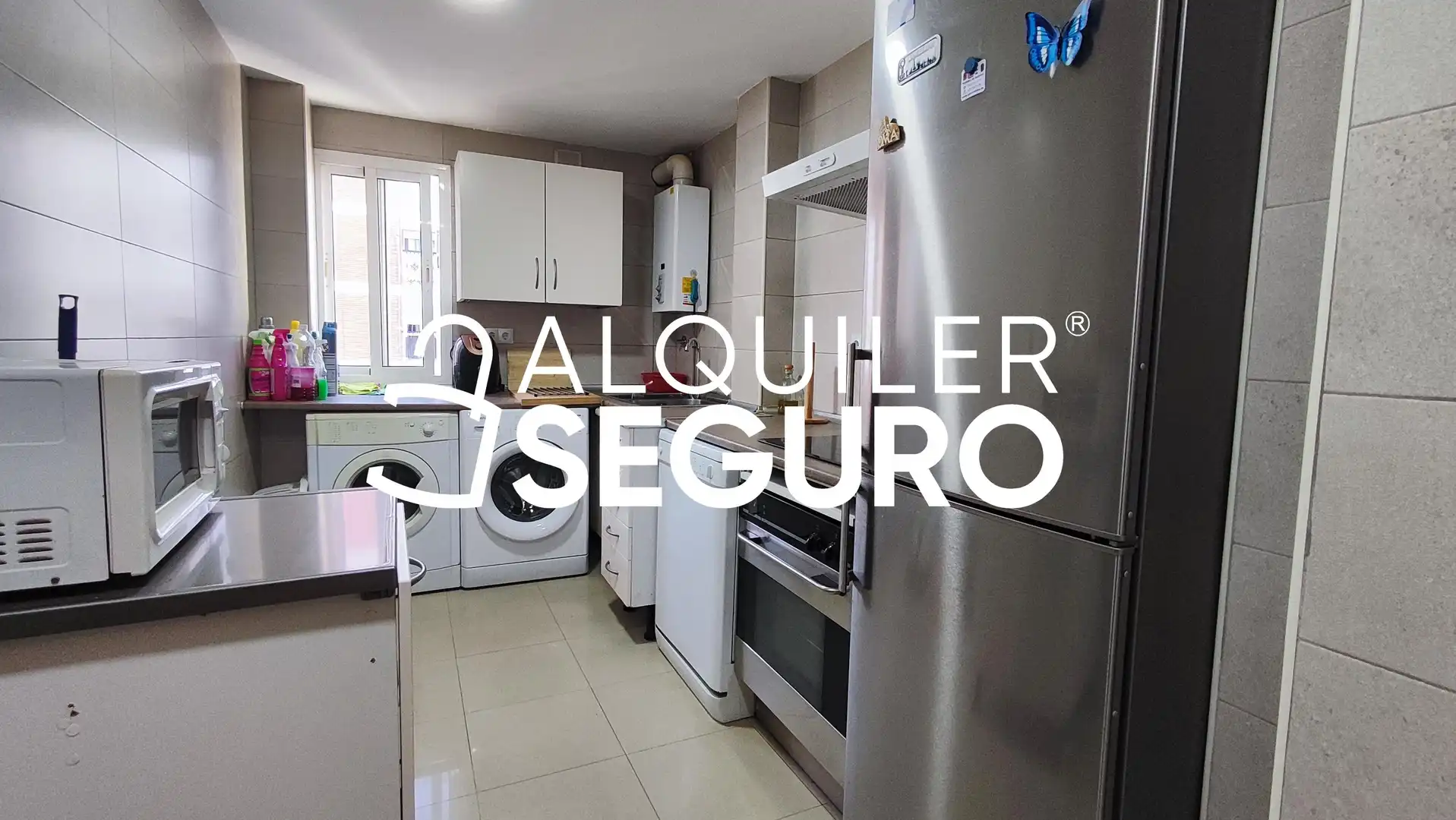 Cuina de Pis de lloguer en Córdoba amb Aire condicionat i Moblat