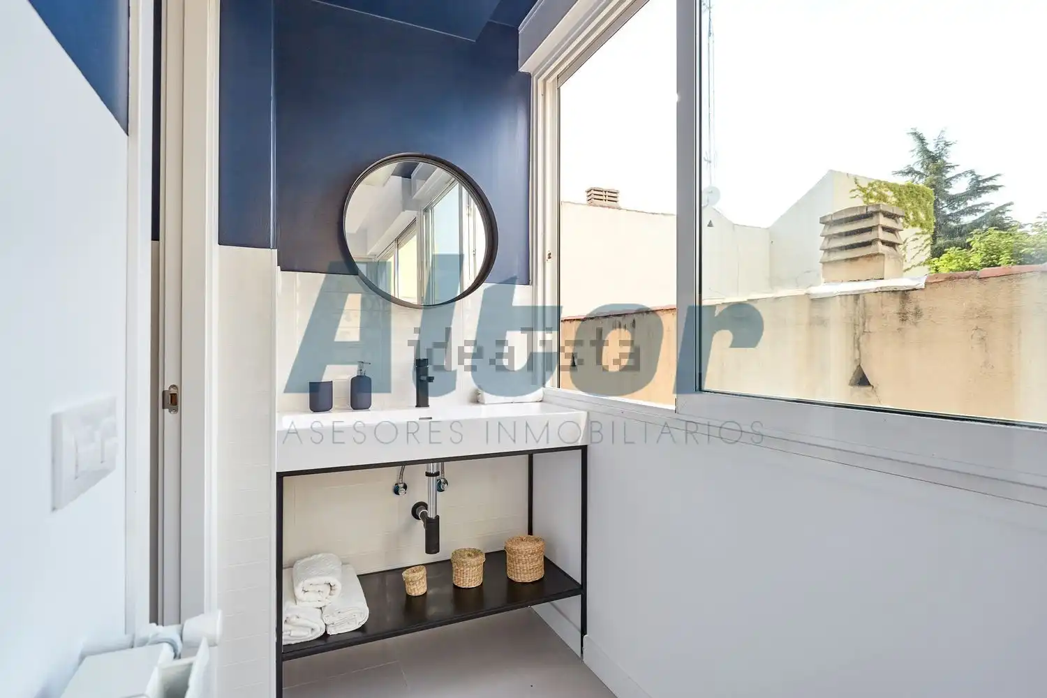 Flat for rent in DE CONCHA ESPINA, El Viso