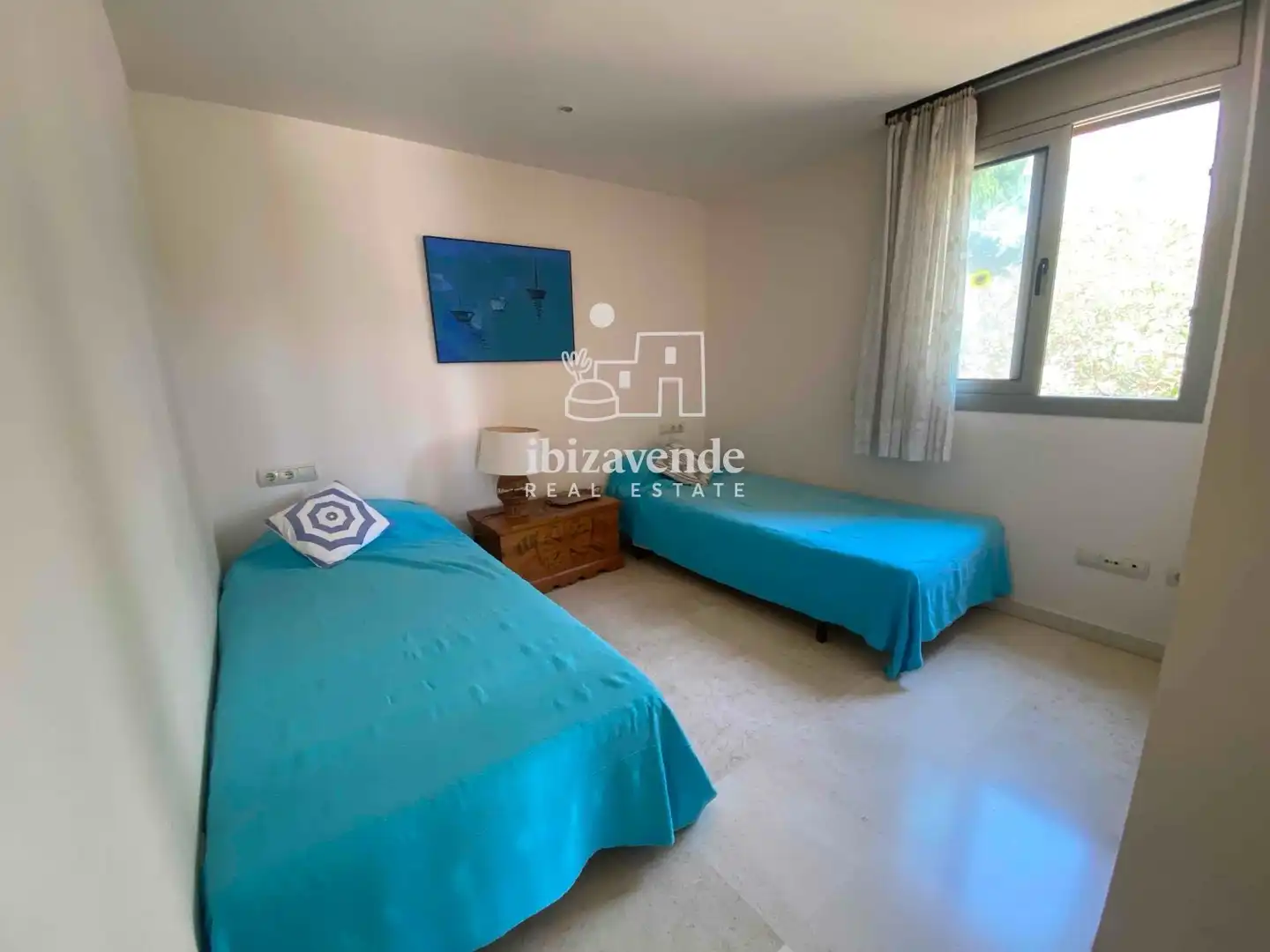 Vista exterior de Dúplex de alquiler en Sant Antoni de Portmany con Aire acondicionado, Jardín privado y Terraza