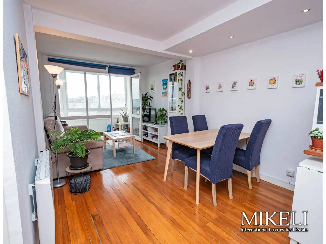 Wohnzimmer von Wohnung zum Verkauf in Santander mit Heizung, Parkett und Terrasse