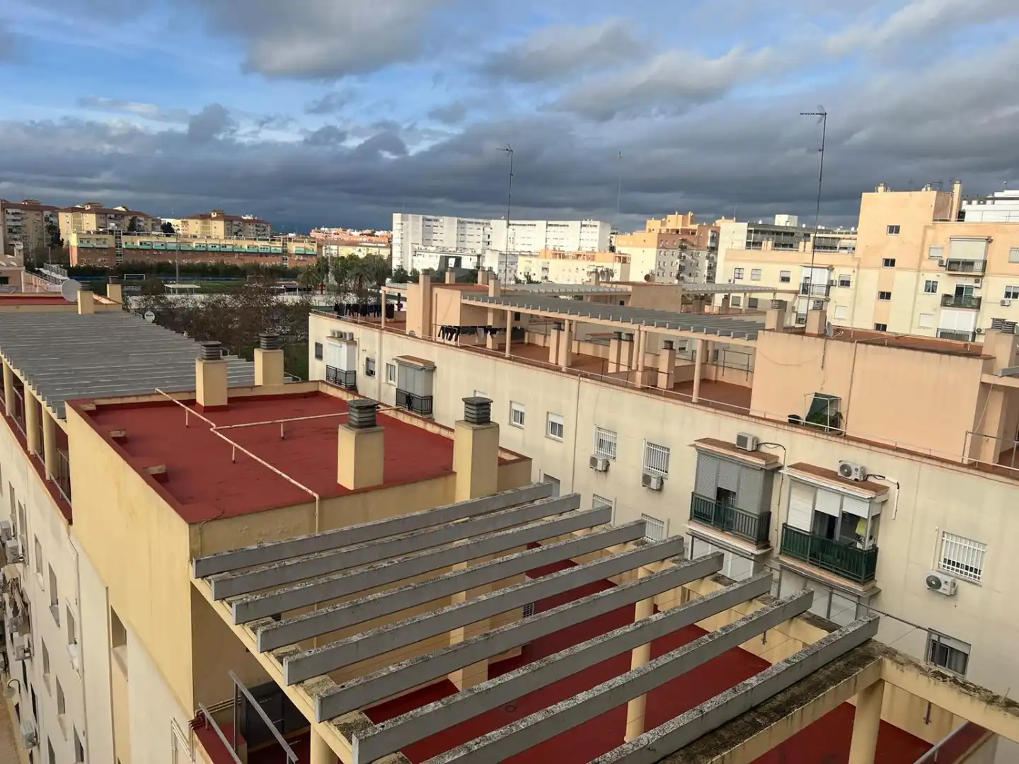 Exterior view of Flat for sale in Sevilla  with Air Conditioner