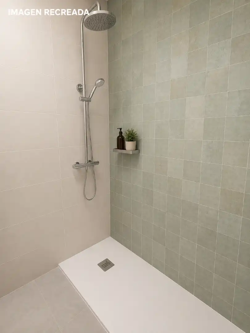 Bany de Apartament en venda en Málaga
