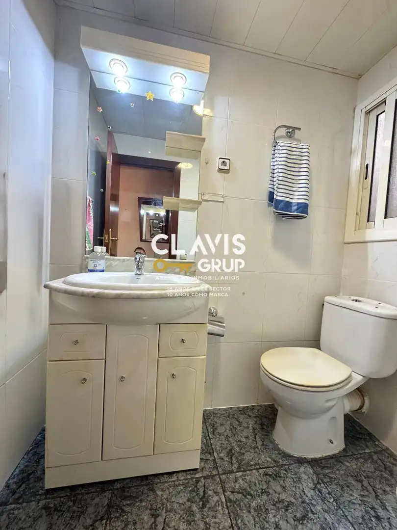 Flat for sale in La Trinitat Nova