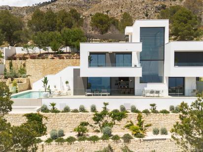 Vista exterior de Casa o xalet en venda en Altea amb Aire condicionat, Calefacció i Jardí privat