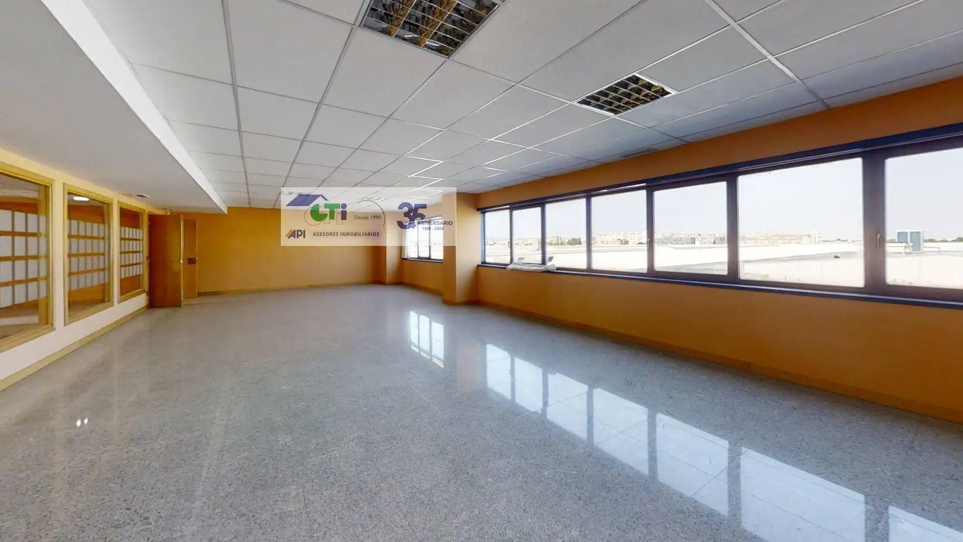 Nave industrial de alquiler en Zaragoza