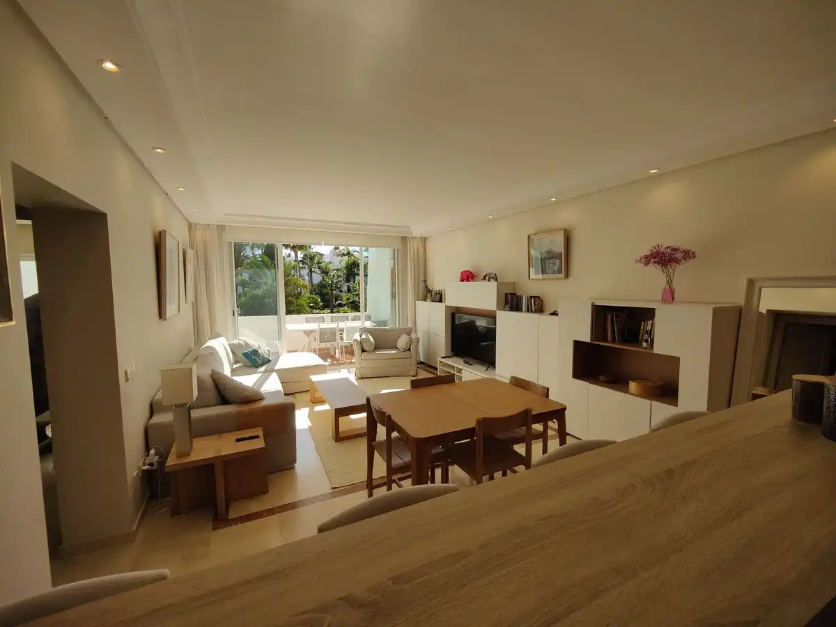 Flat with pool for sale in Avenida Playas del Duque 2, imagen 6