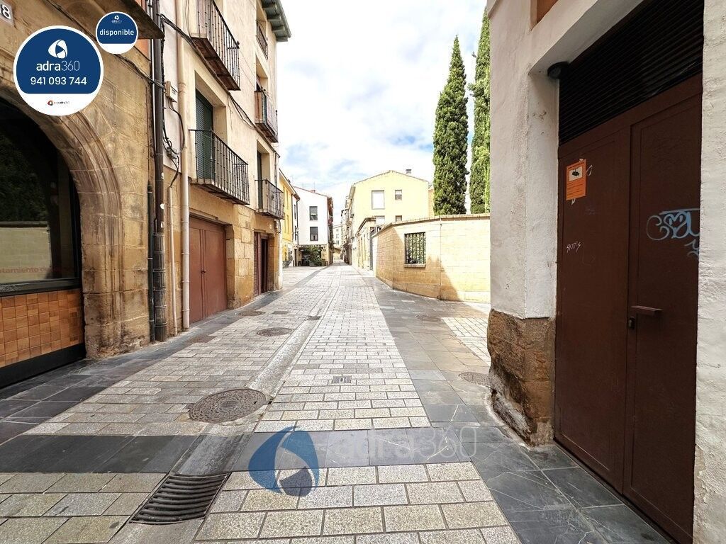 Vista exterior de Apartament en venda en  Logroño amb Calefacció