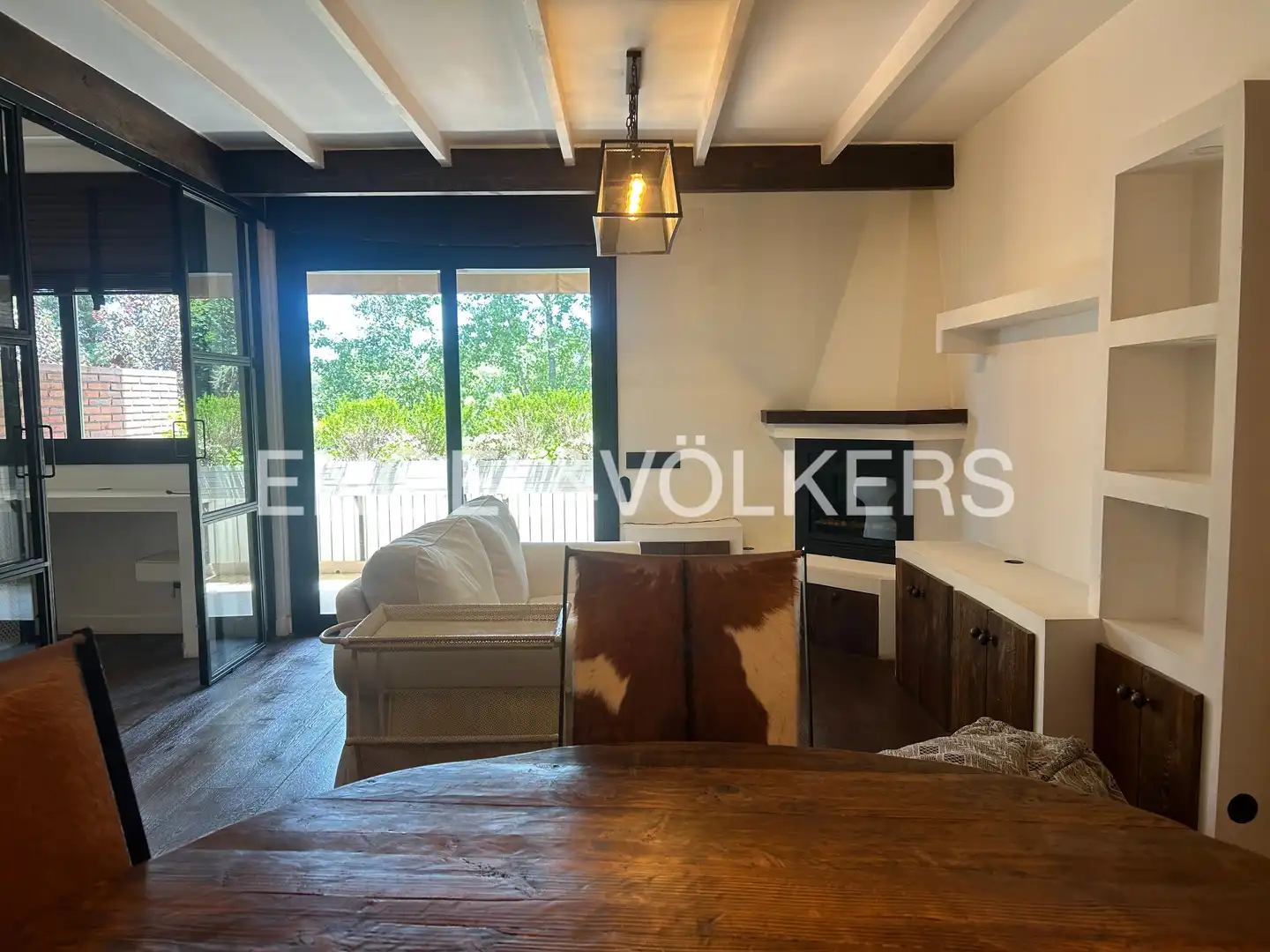 Sala de estar de Apartamento de alquiler en Sant Cugat del Vallès con Aire acondicionado, Calefacción y Parquet