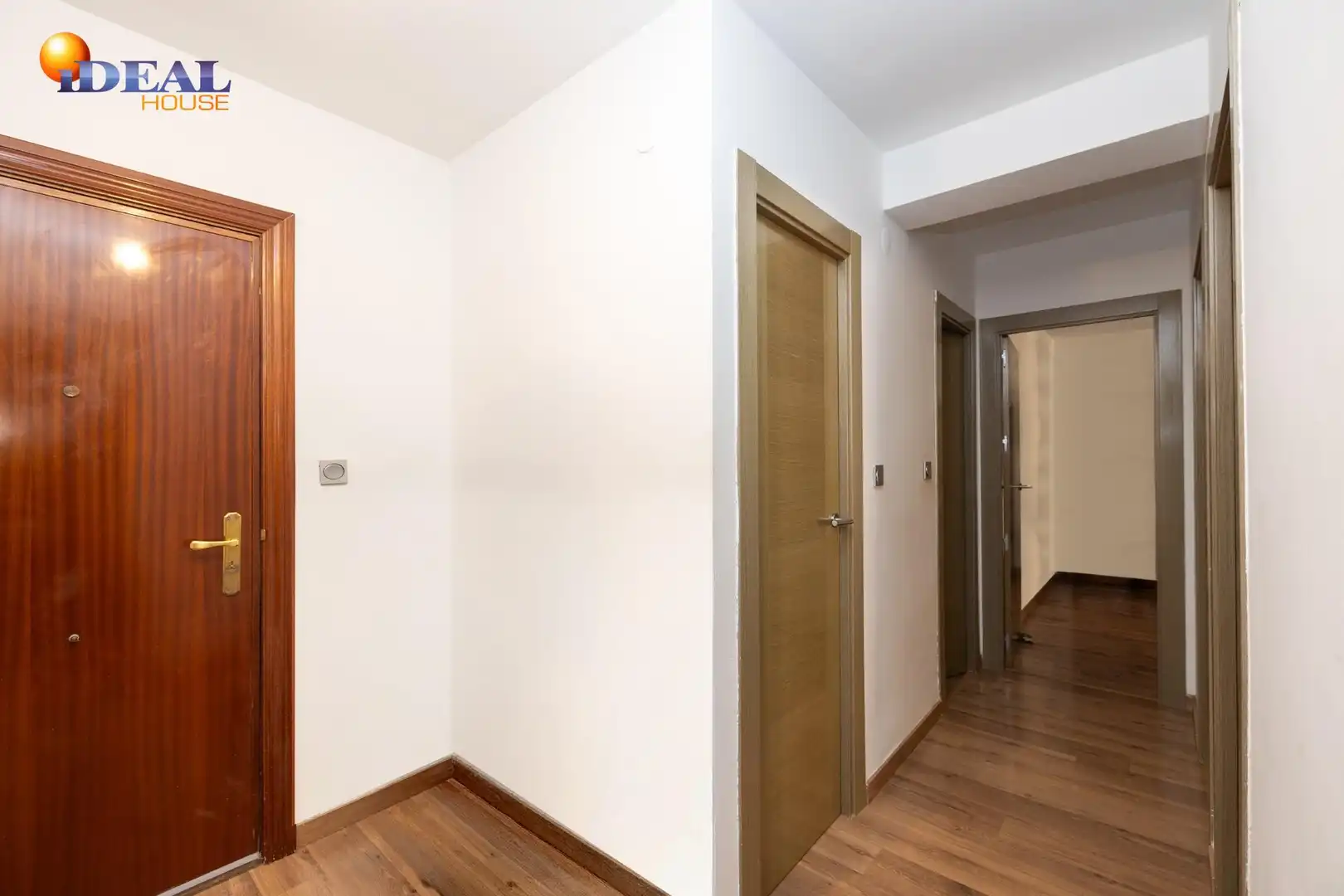 Piso con ascensor en venta en Zaidín, imagen 2