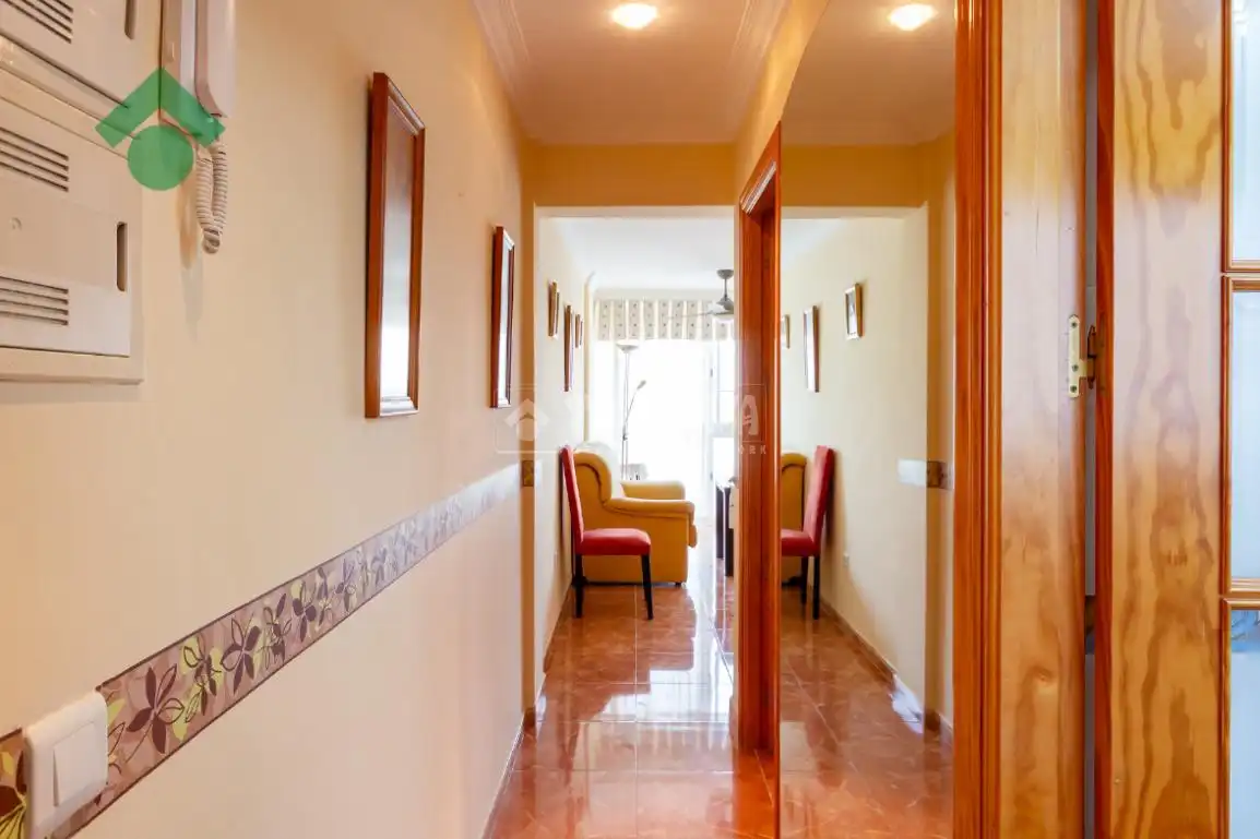 Piso en venta en Nerja con Amueblado