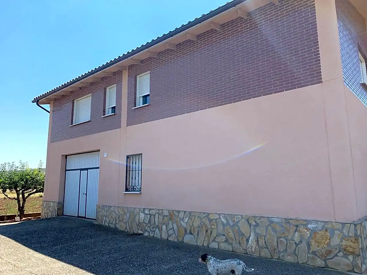 Vista exterior de Casa o xalet en venda en  Logroño amb Calefacció, Parquet i Terrassa