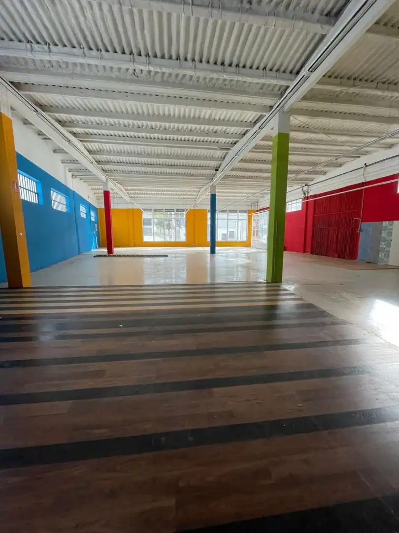 Industrial buildings for rent in Betanzos