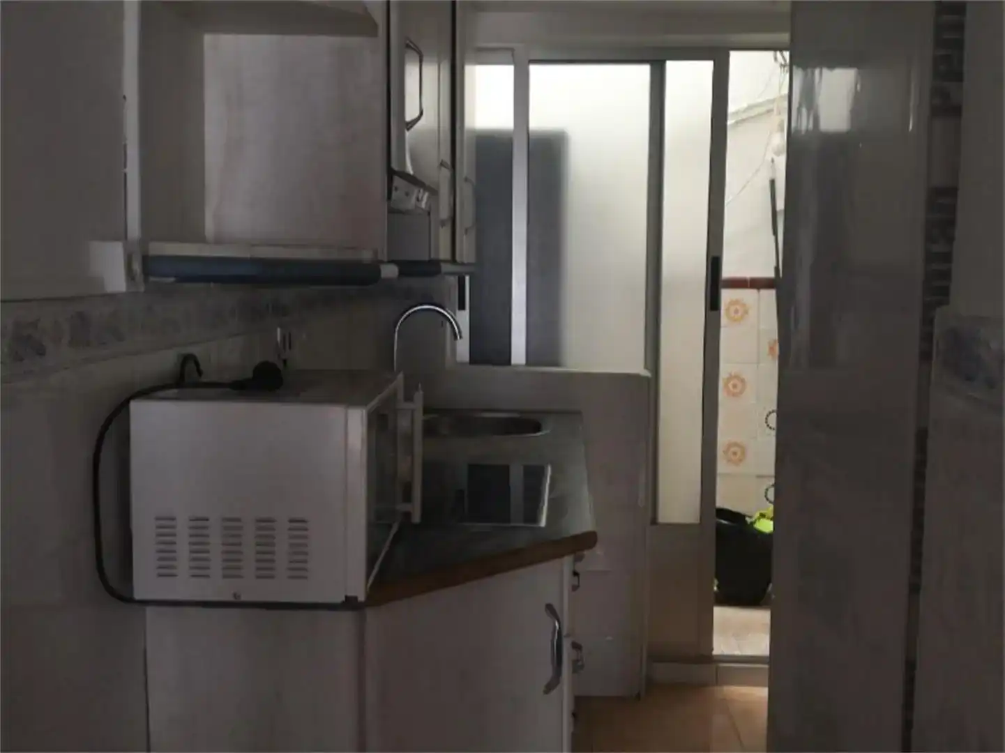 Cuina de Casa adosada en venda en Malpartida de Cáceres amb Aire condicionat, Moblat i Balcó
