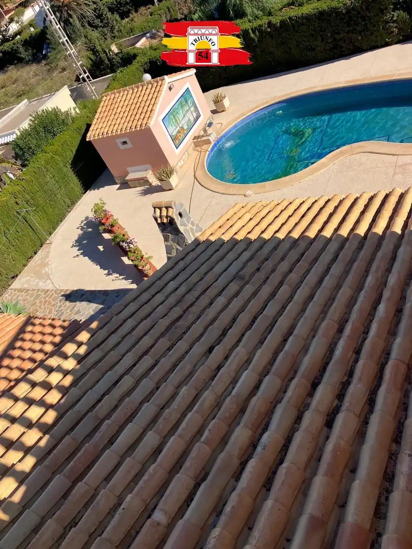 Piscina de Casa o xalet en venda en Orihuela amb Aire condicionat, Calefacció i Jardí privat