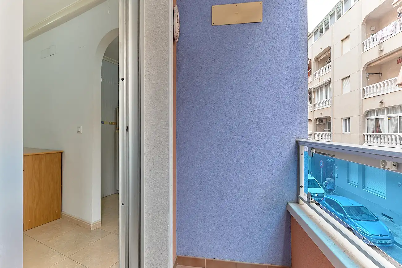Apartamento en venta en Calle Almudena, Antonio Machado