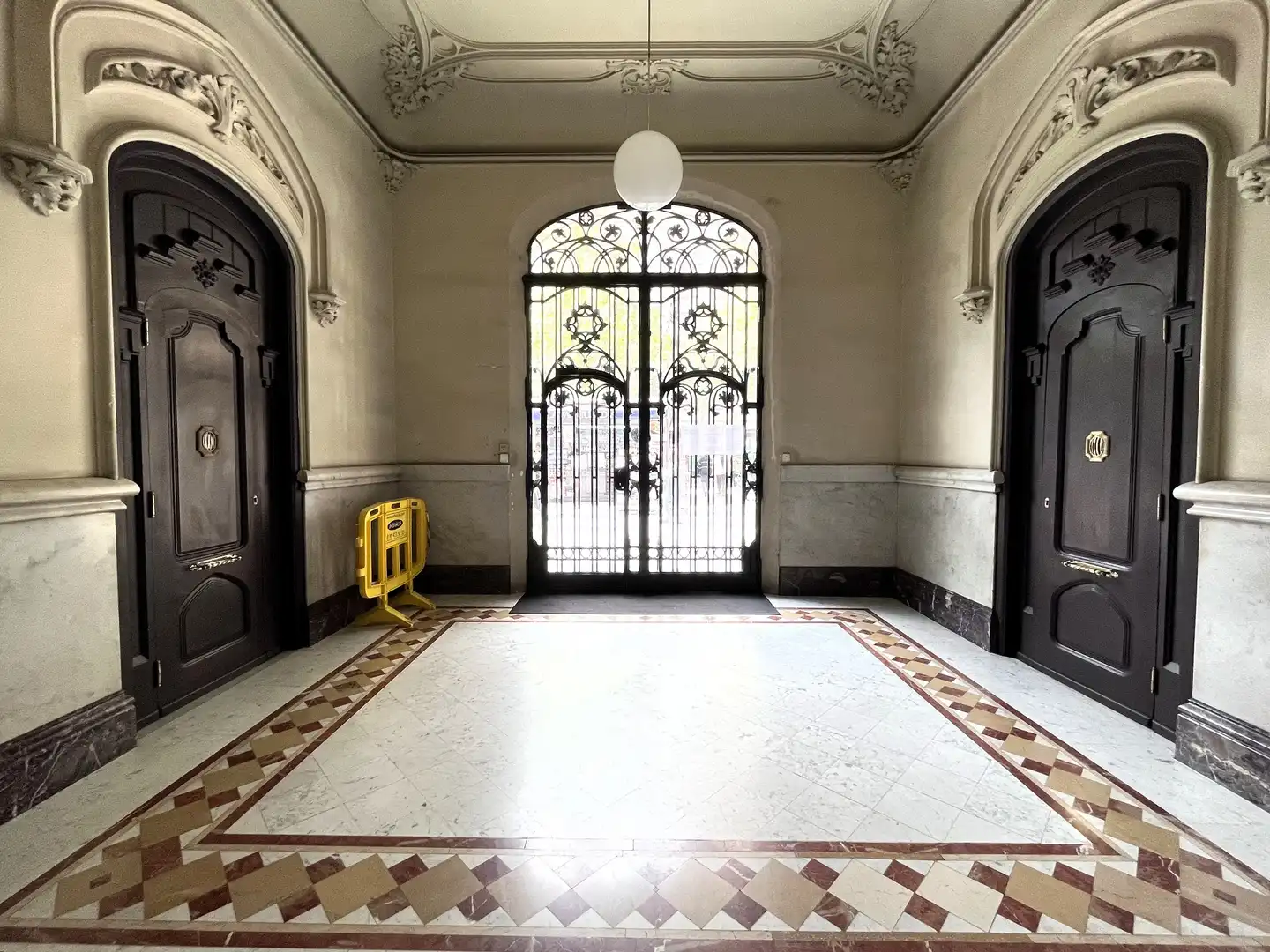 Office space with terrace to rent in Passeig de Gràcia 12, imagen 18