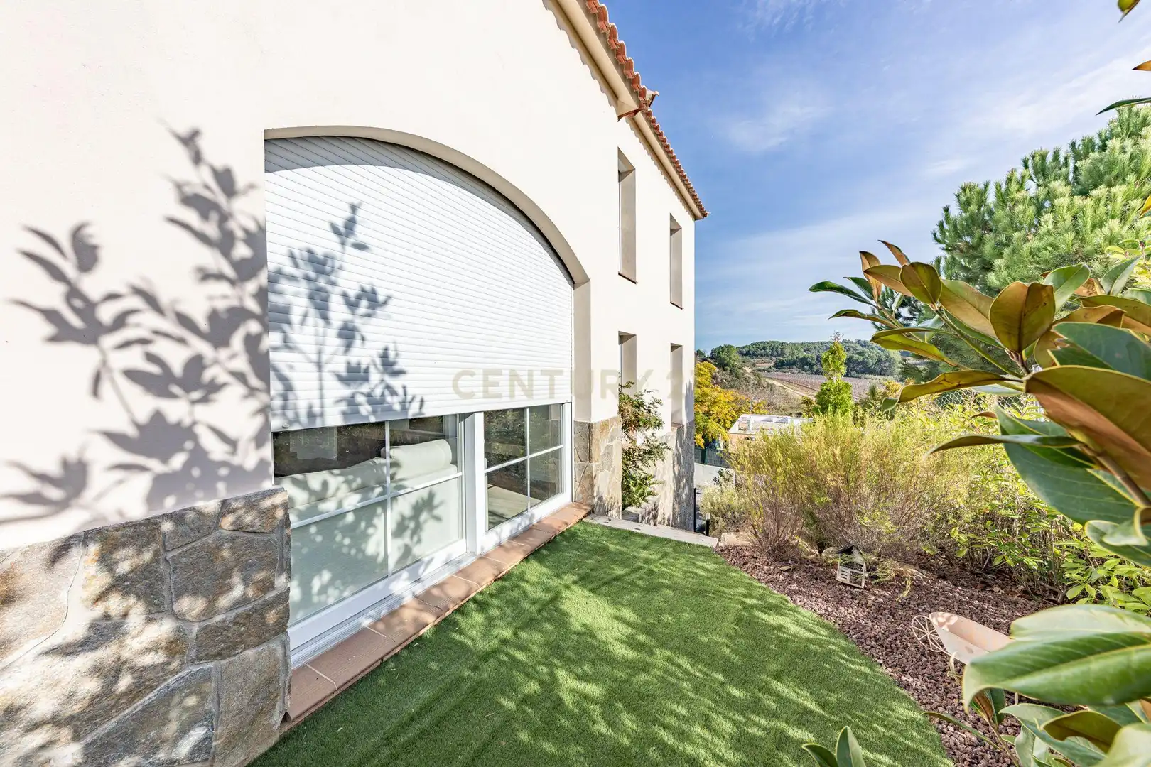 Exterior view of Houses for sale in Torrelavit