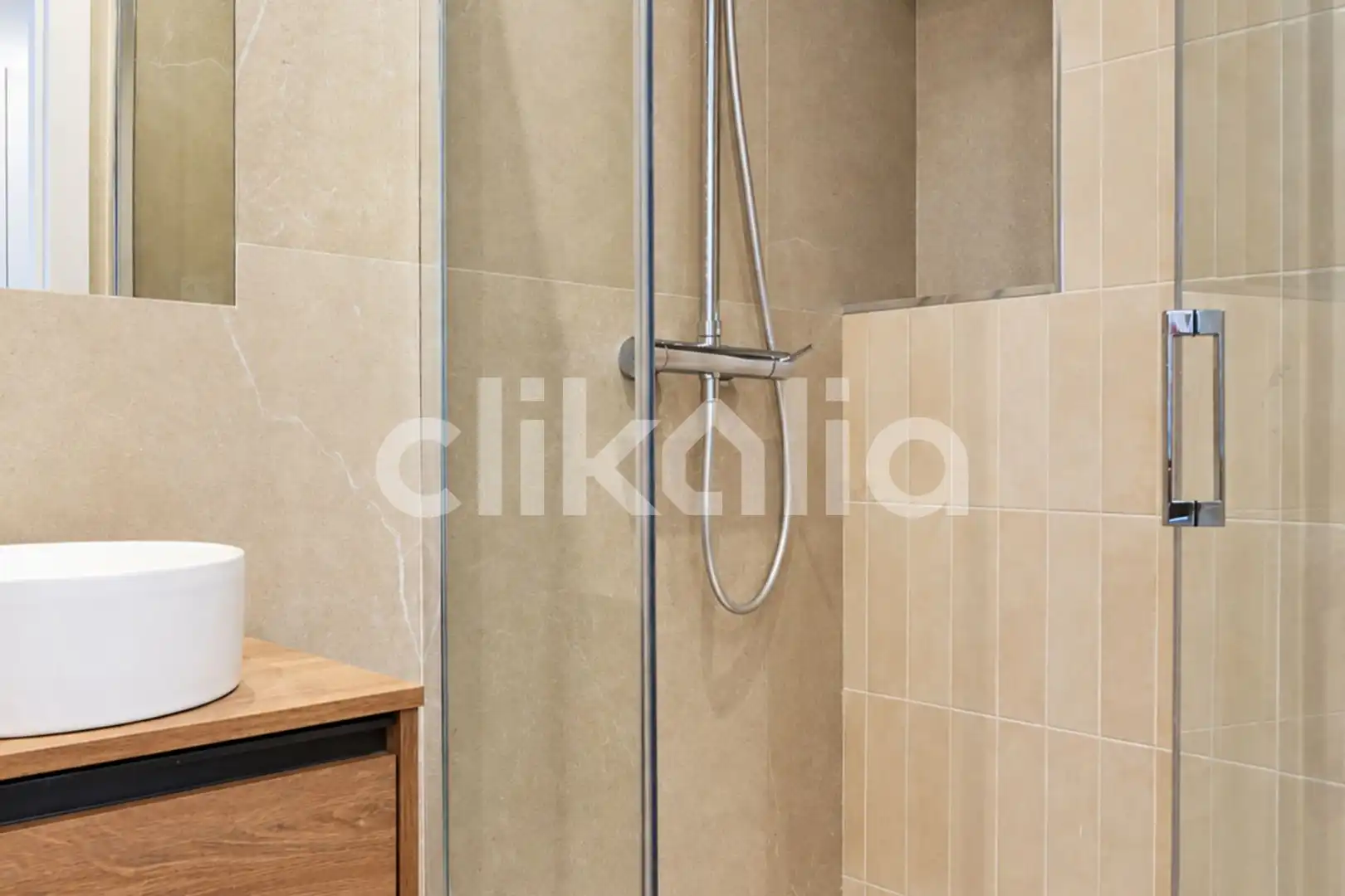 Badezimmer von Wohnung zum Verkauf in Barrio de Salamanca