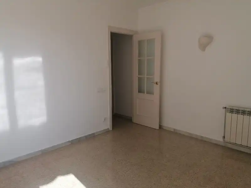 Flat for rent in Sabadell  with Heating, Oven and Balcony