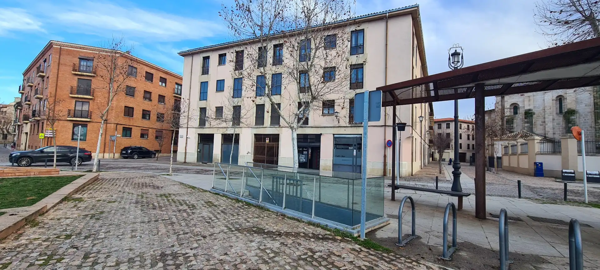 Vista exterior de Piso en venta en Zamora Capital  con Calefacción, Parquet y Amueblado