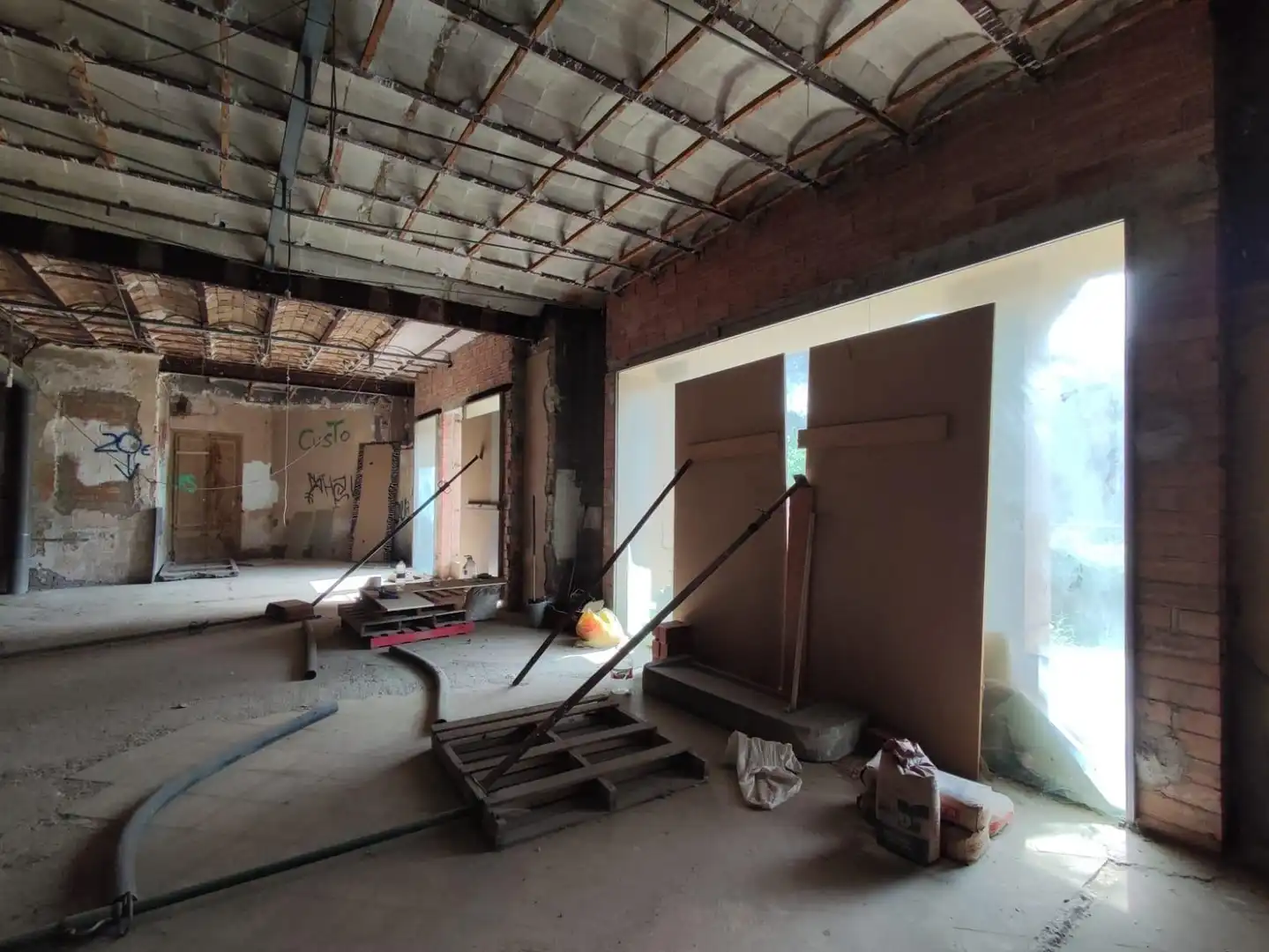 Business premises for sale in de la Independència, imagen 5