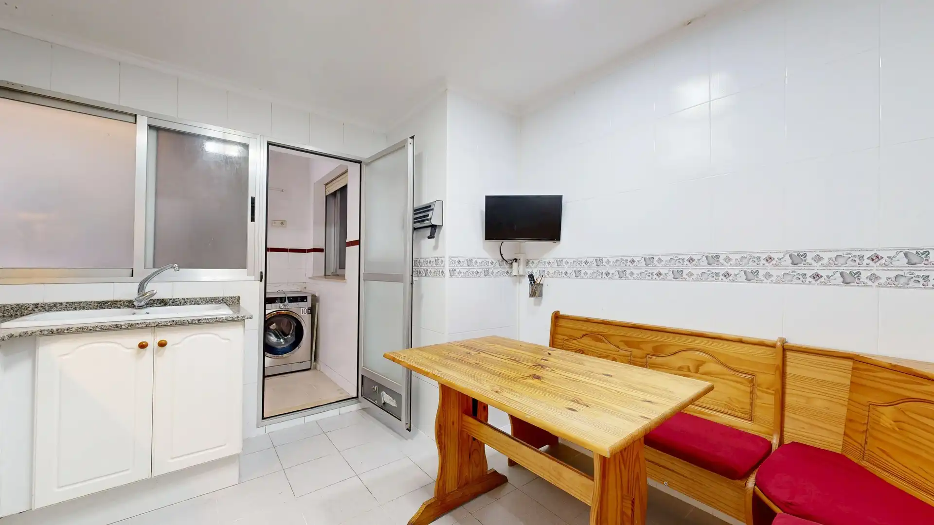 Kitchen of Flat for sale in Almussafes  with Terrace and Balcony